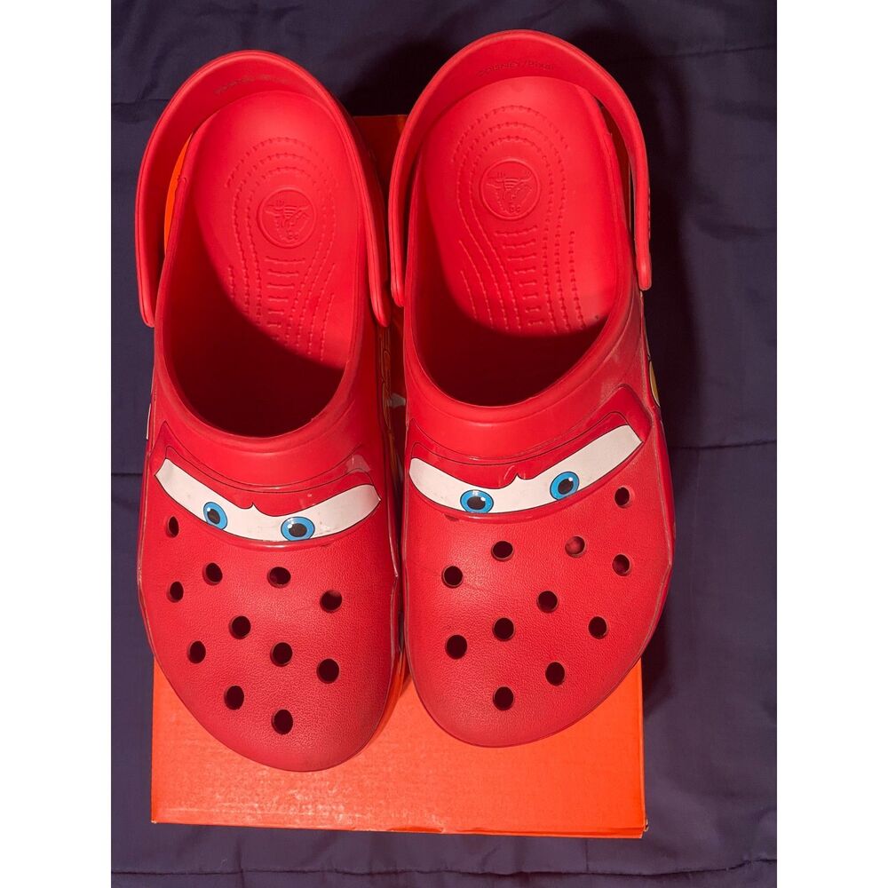 Lightening McQueen Crocs Size M 11 Light-Up!